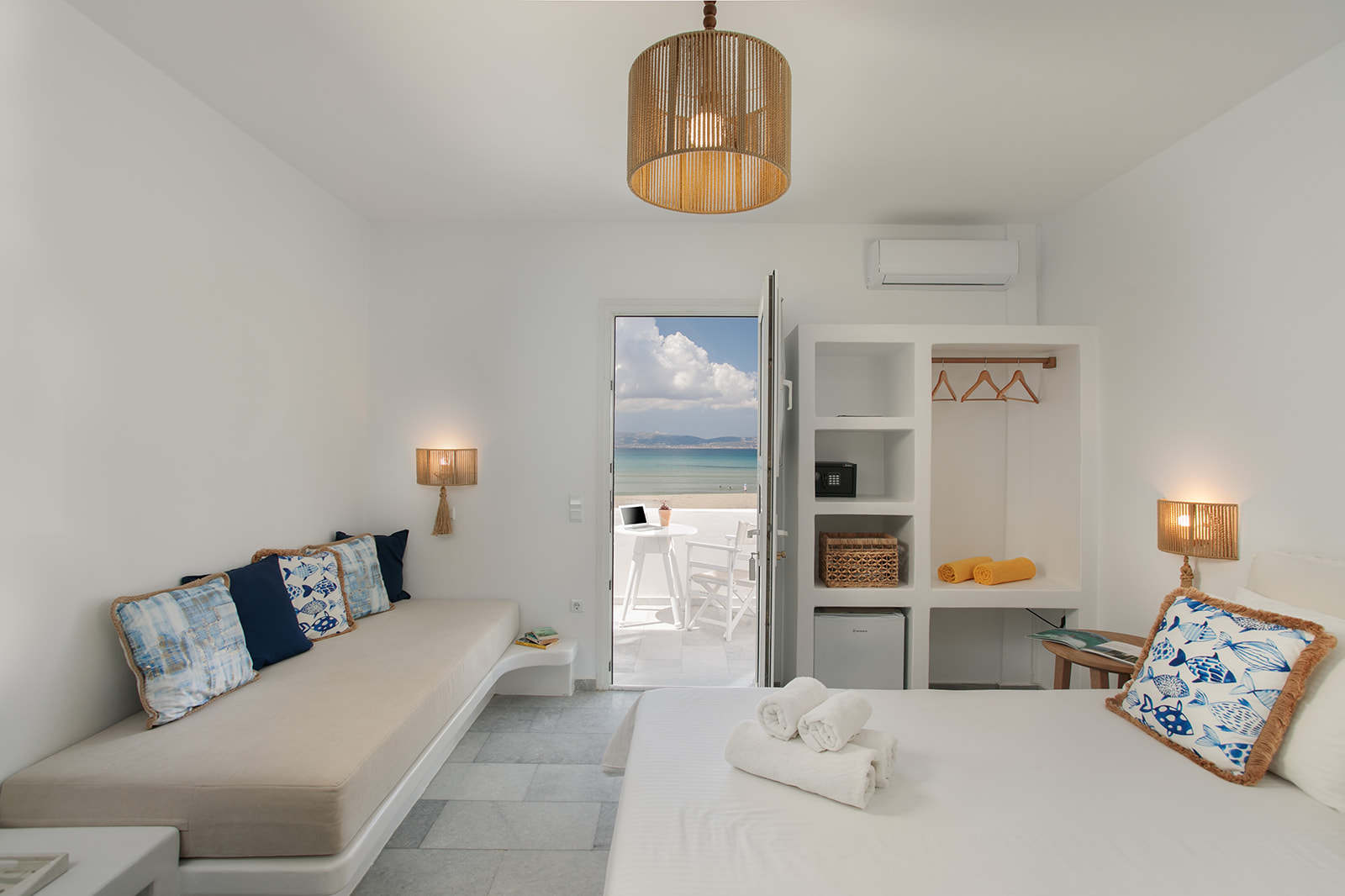 Standard triple room with sea view I Ippokampos Beachfront, Naxos